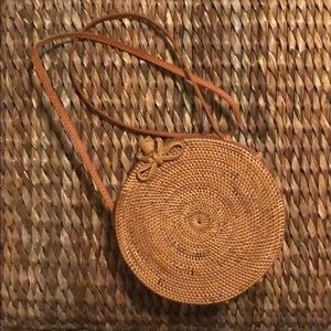 Rattan circle purse